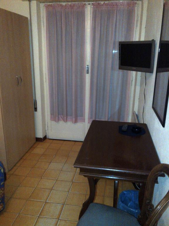 Hotel Capo Noli Camera foto