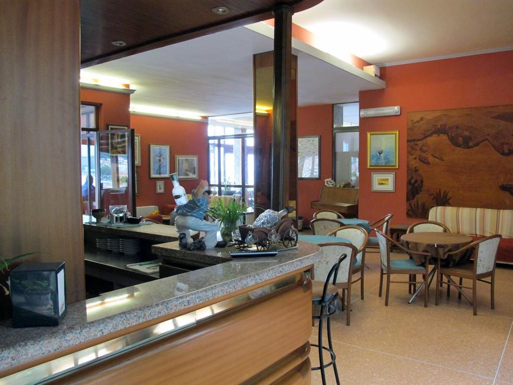 Hotel Capo Noli Esterno foto